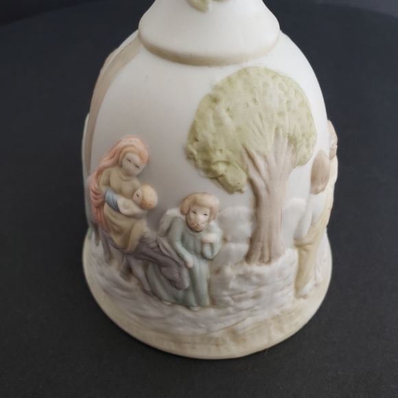Vintage Lefton Porcelain Bell O Come All Ye Faithful Nativity Scene - Picture 15 of 16